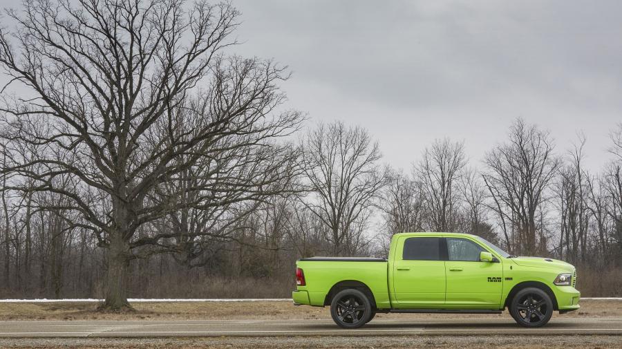 Dodge Ram 1500 Sublime Sport Crew Cab 2017 года  (фото 12 из 12)